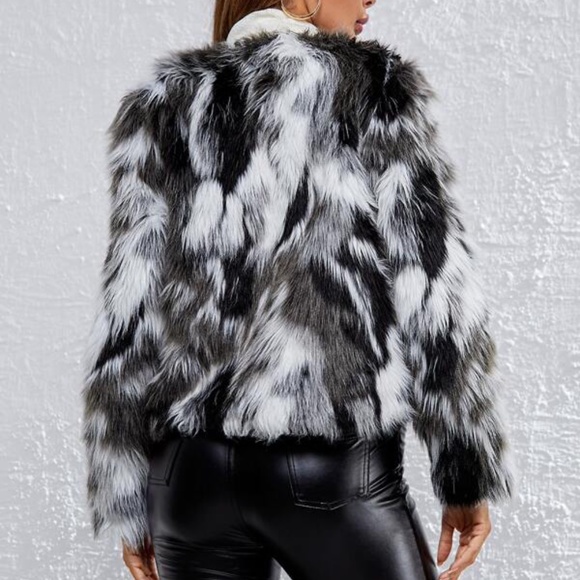 Cozy Black White Luxe Vegan Fur Fuzzy Jacket Winter Glamorous - Picture 4 of 6